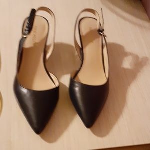 Black sling back 4in heels. Nine West size 9